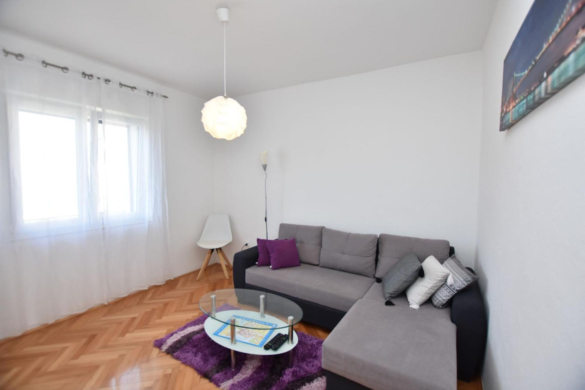 Apartments Guzela Primošten Quarto foto