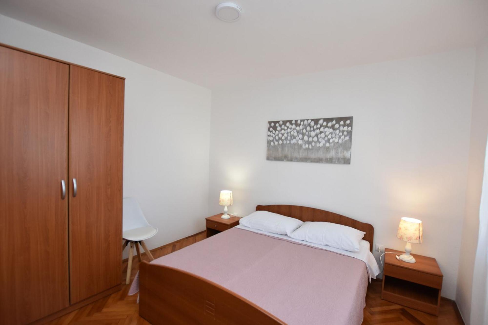 Apartments Guzela Primošten Quarto foto