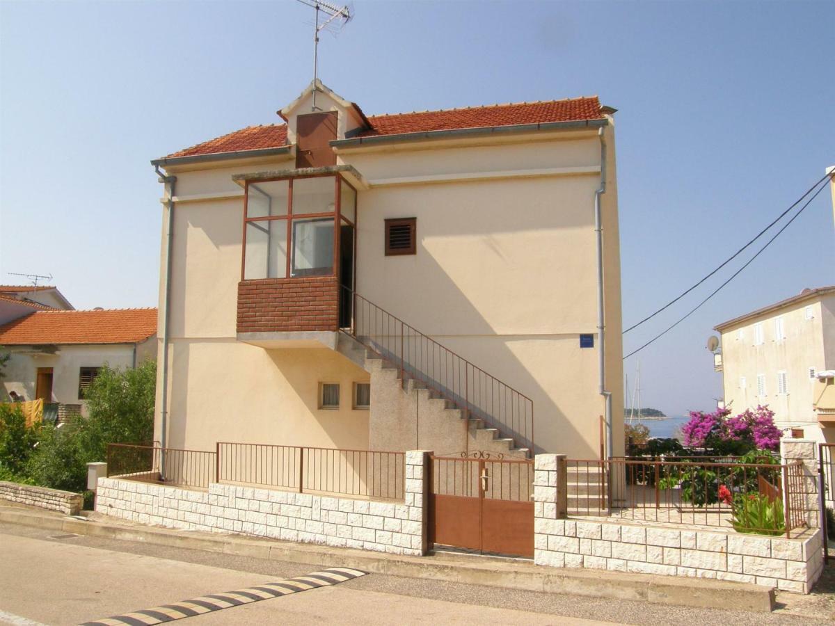 Apartments Guzela Primošten Exterior foto